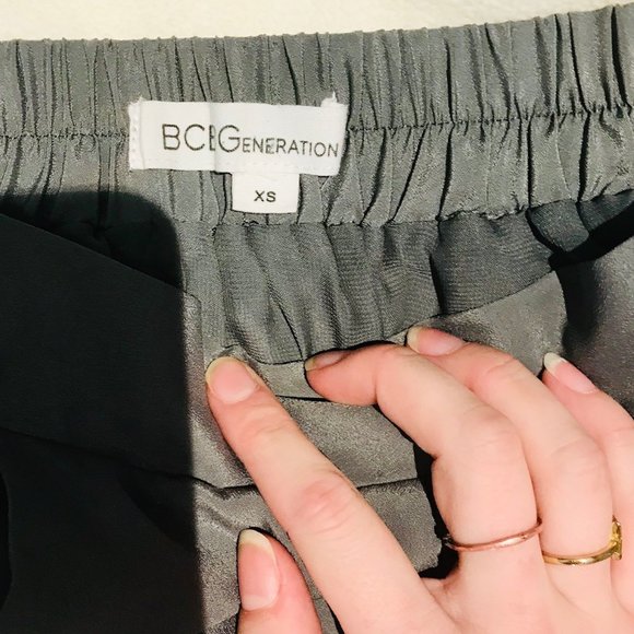 **3/$20** - BCBG High Low Color-Block Silk Skirt - Sz XS - Picture 9 of 9